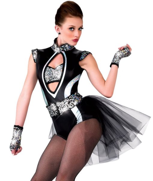 Костюмы для танцев