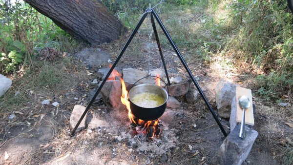 Решётка костровая Camping World BL-007