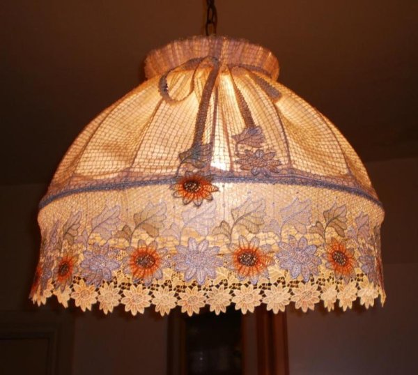 Старинные абажуры с бахромой