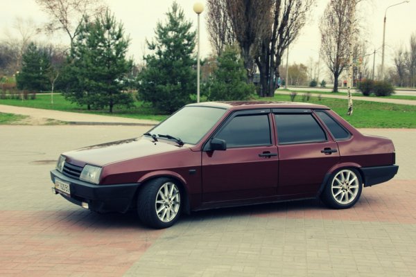 ВАЗ 2199 Вишневая