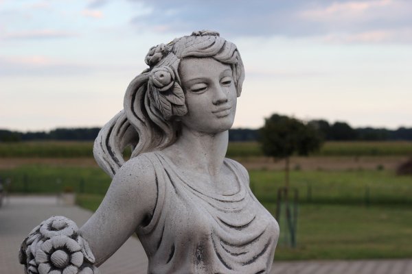 Красивые скульптуры