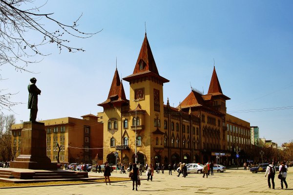 Здание консерватории в Саратове