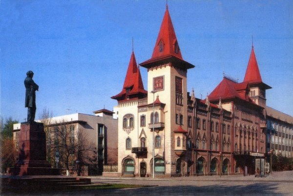 Саратовская консерватория им Собинова