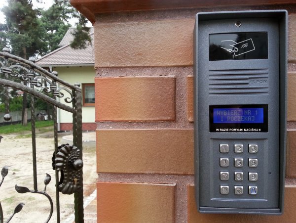 Домофон Байтрек