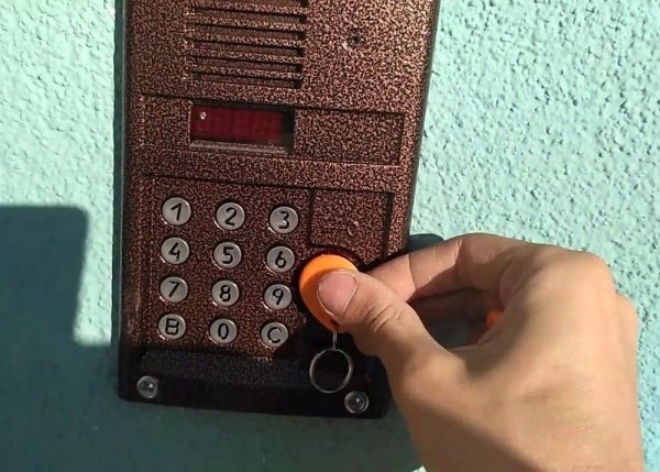 Домофон Элтис ключи