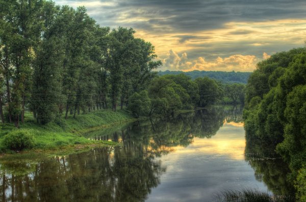 Пейзаж с рекой