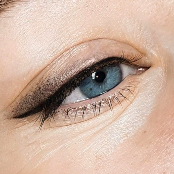 Татуаж век Смоки