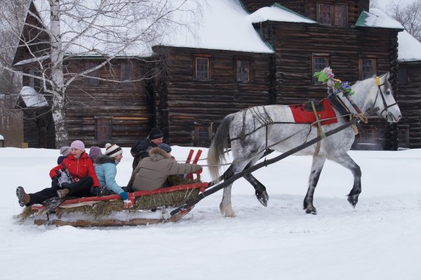Сани розвальни древние