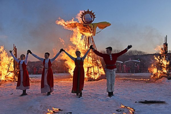 Сжигание чучела Масленицы на Руси
