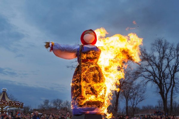 Сжигание Масленицы