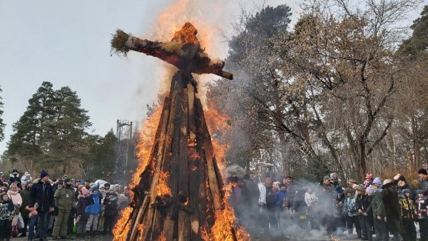 Сожжение соломенного чучела