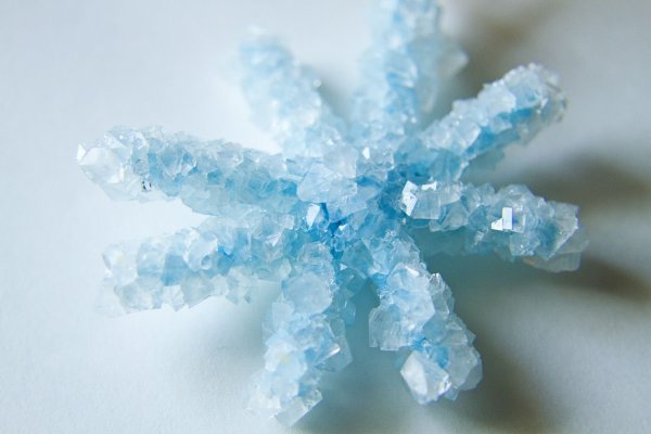 Кристаллы поваренной соли