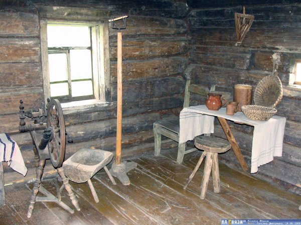 Крестьянская изба 16 века в России