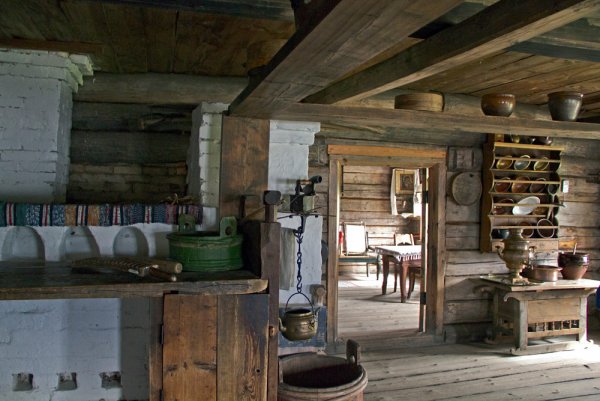 Крестьянская изба 17 века в России