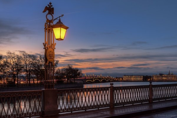 Фонари на Иоанновском мосту Санкт-Петербург