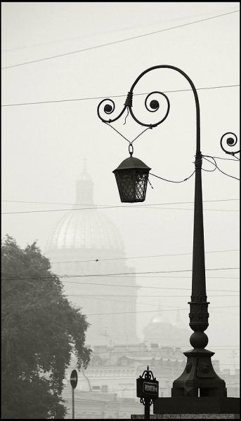 Фонарь черно белый