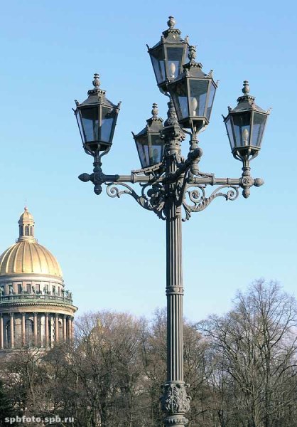 Фонарные столбы Троицкий мост