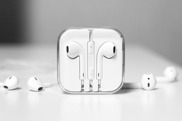 Apple Earpods 2019