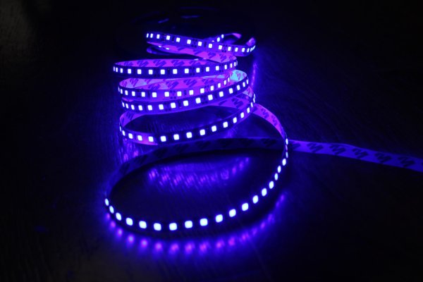 Светодиодная лента Daskus 15м, 12в, ip20, 18 led/m Радужная