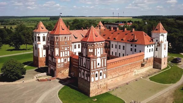 Белоруссия Мирский замок и Несвижский