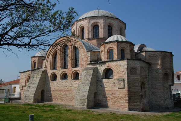 В византийском стиле храм Софии