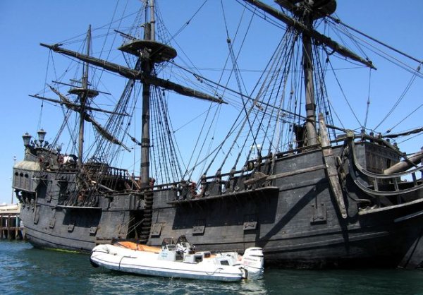 Чёрная Жемчужина корабль настоящий