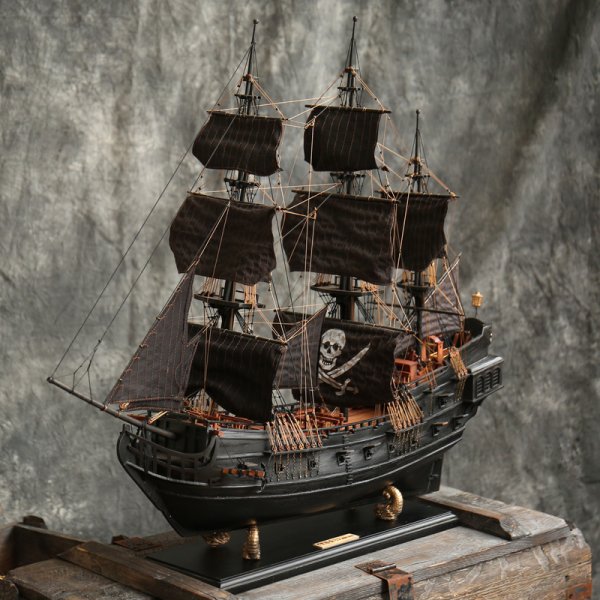 Фрегат черная Жемчужина