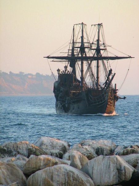 Чёрная Жемчужина корабль