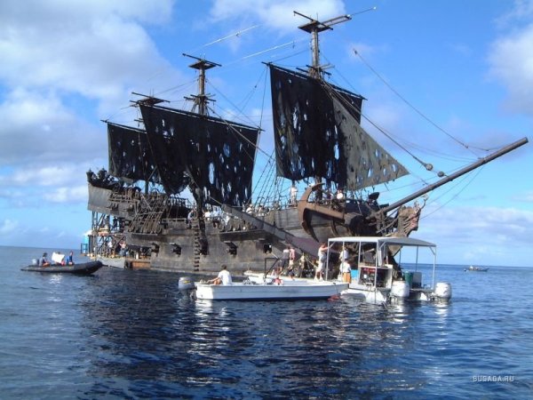 Фрегат черная Жемчужина корабль