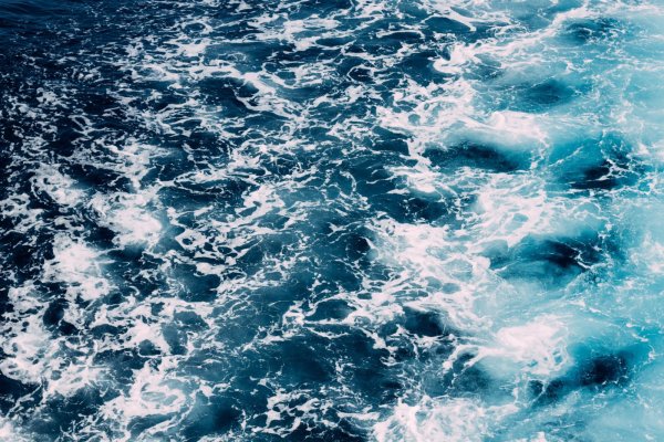 Море вода