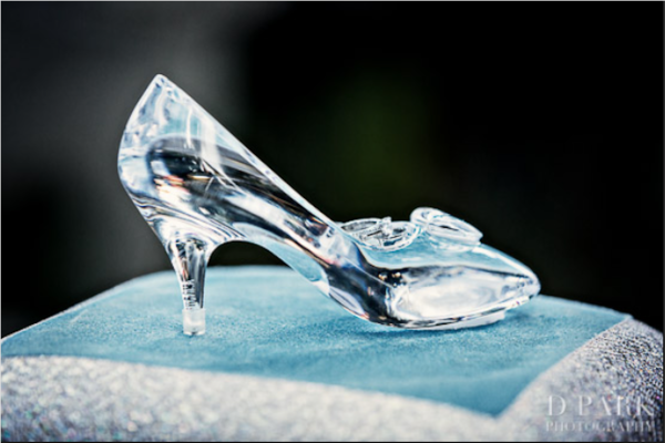 Хрустальная туфелька Золушки