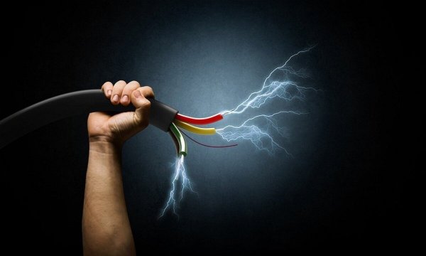 Человек электричество