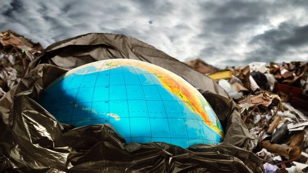Пластиковое загрязнение планеты