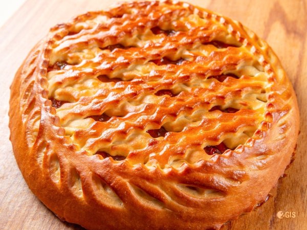 Красивый сладкий пирог