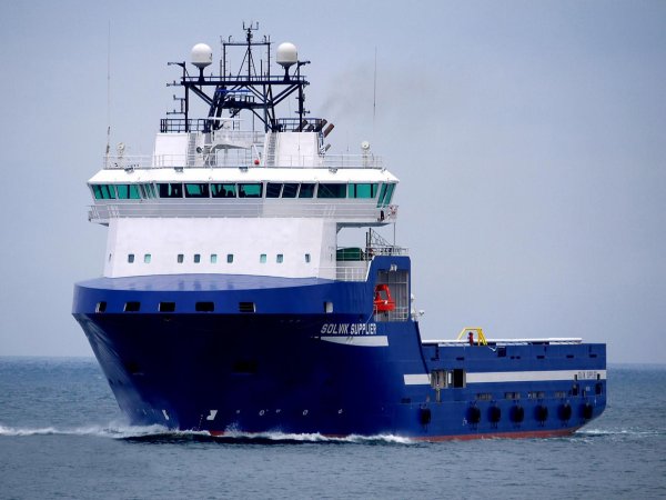 Судно снабжения морских буровых платформ, проект vs 485 PSV