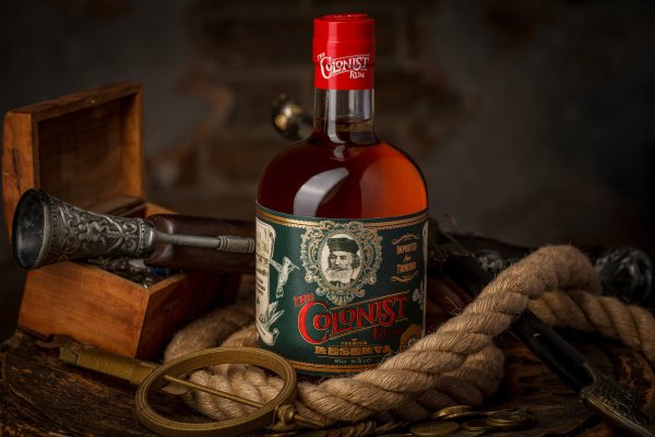 Ром the Colonist этикетка