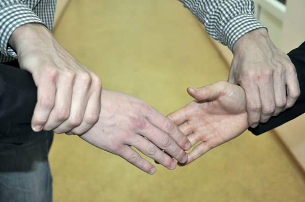 Человечек с цветами