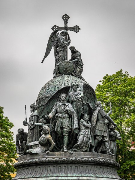 Памятник тысячелетие России