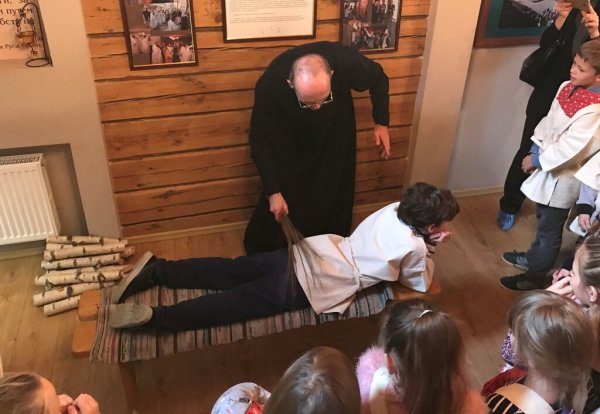 Телесные наказания мальчиков