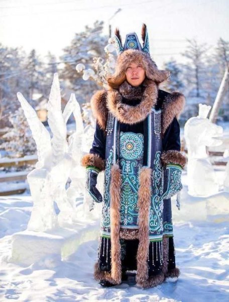 Якутский национальный костюм якуты