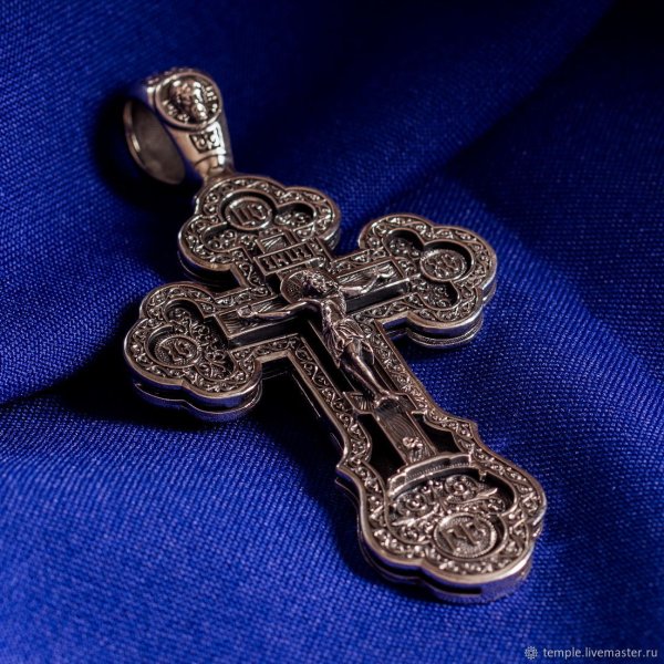 Православный наперсный крест