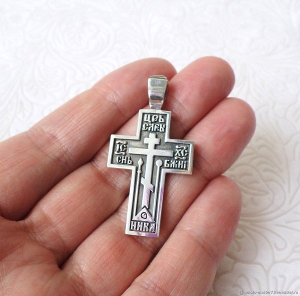 Нательный крест староверов