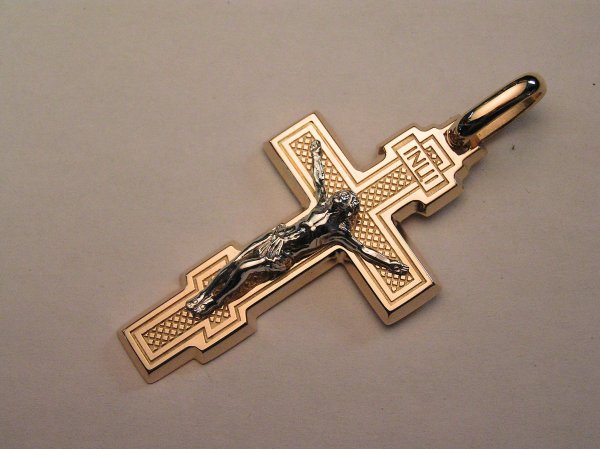 Красивый нательный крест