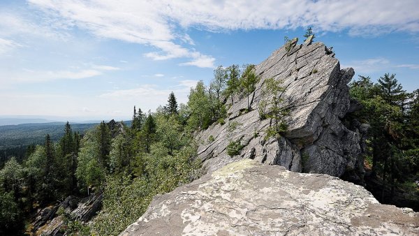 Златоуст Таганай черная скала