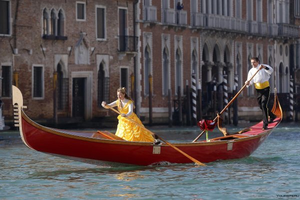 Венеция гондольер