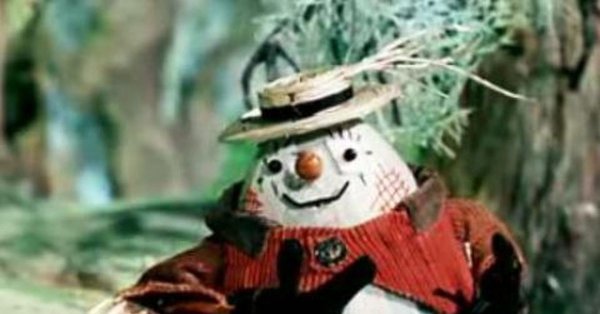 Волшебник изумрудного города мультфильм Страшила