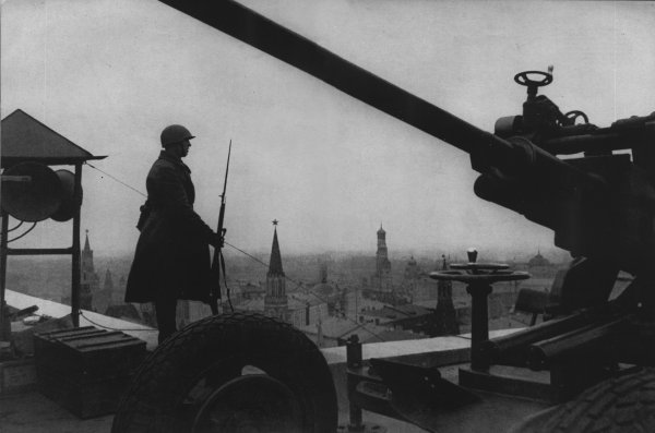 Зенитные орудия битва за Москву 1941г