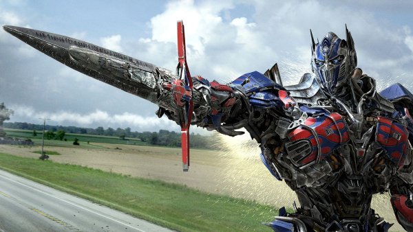 Оптимус Прайм Transformers Prime