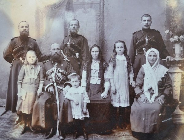 Донские казаки и родители