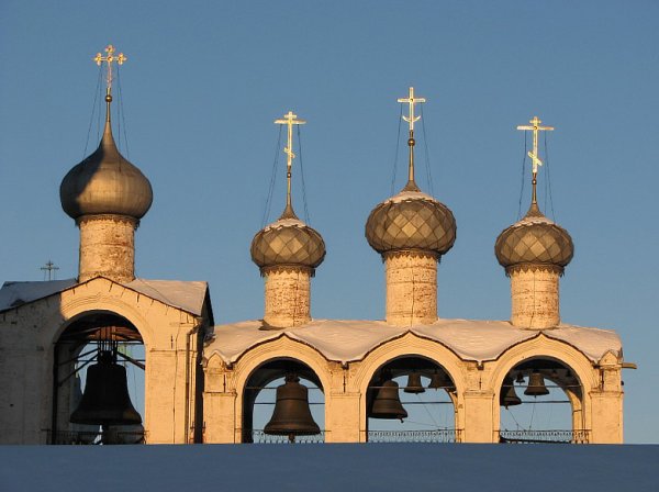 Романовский колокол в Новоспасском монастыре